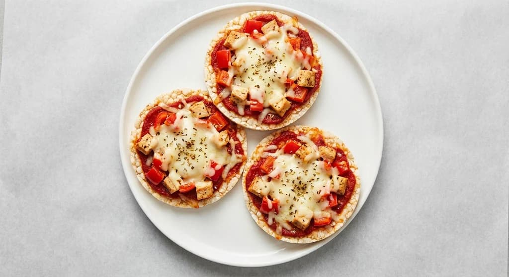 Protein Pizza on Rice Cracker